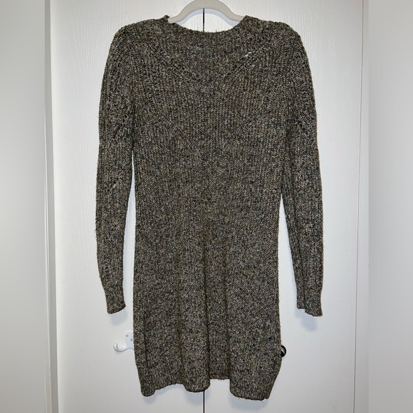 CABI The Tunic Dress Knit Artichoke Green Long Sleeves Sheath - Picture 1 of 11